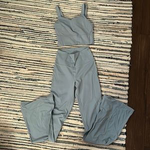 Lululemon groove pant and tank set size 4 in chambray blue!
